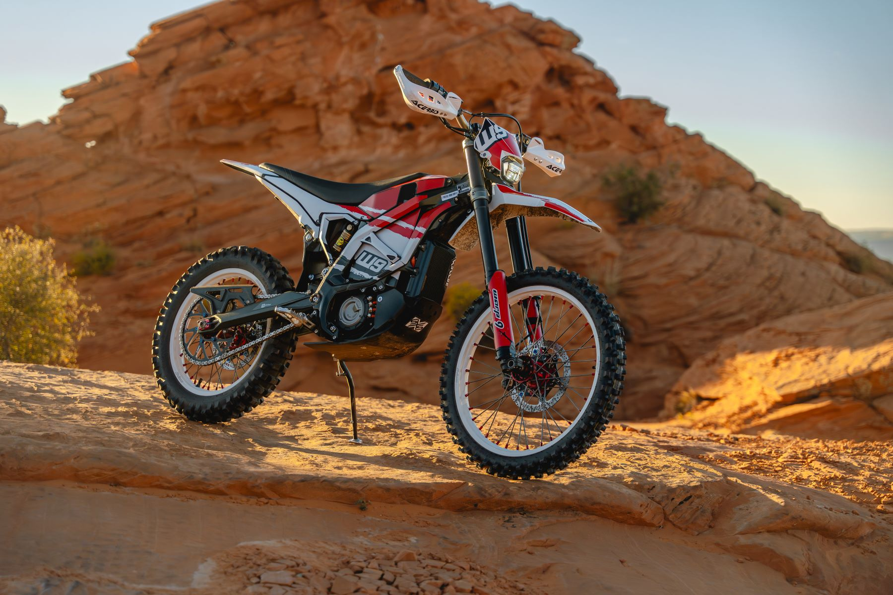 E Motorcycle Racing E-Moto & Performance Electric Motorcycles – Warp9Racing