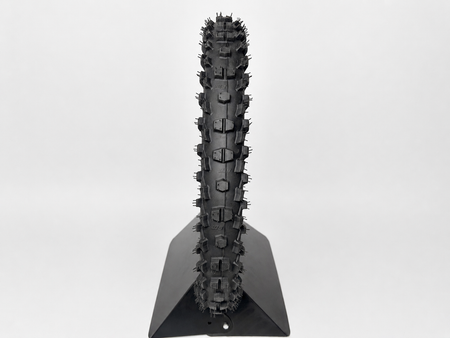 Warp 9 MXE-9 tread pattern