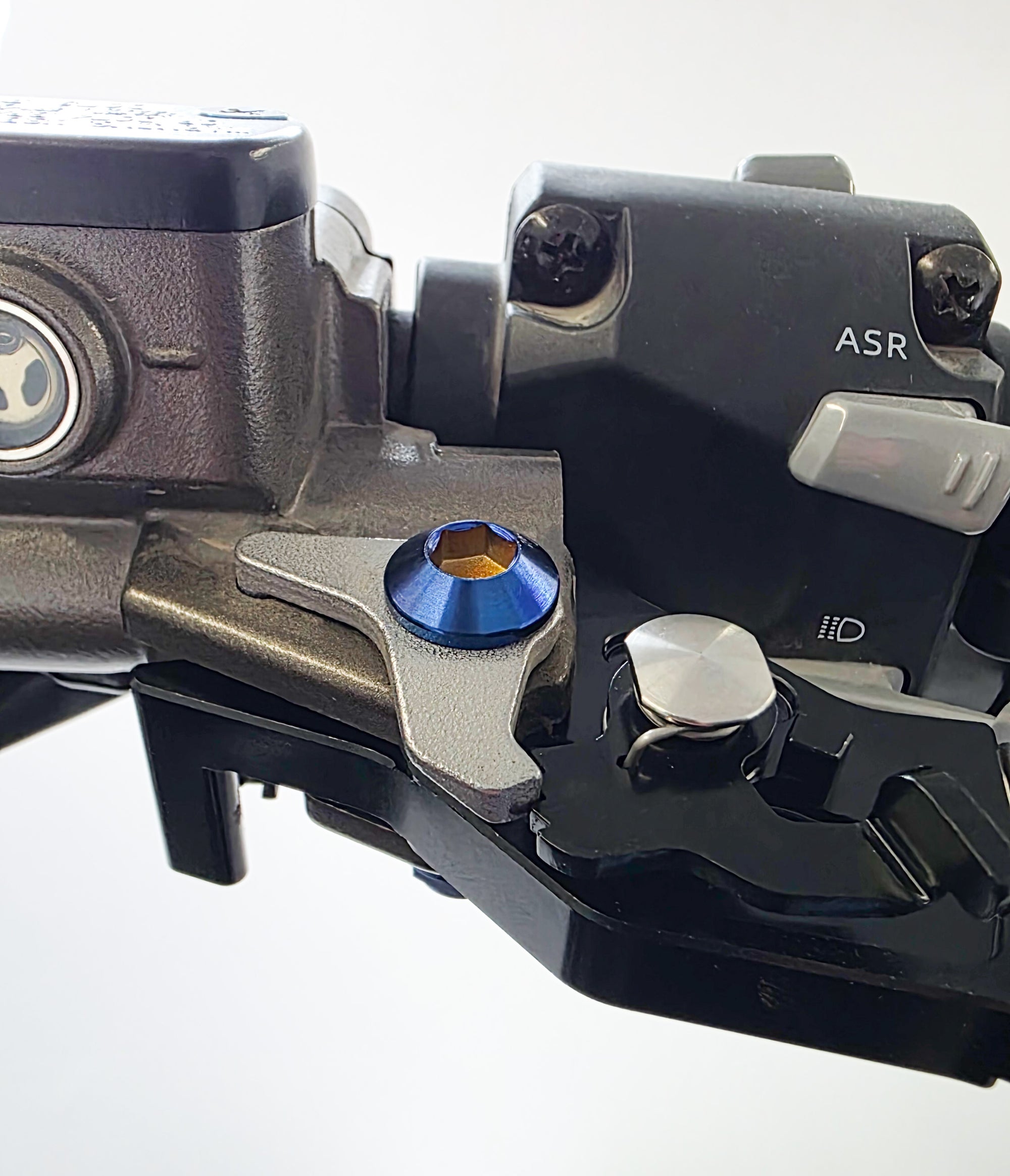 Shorty Style Ultra Bee Lever Pivot Bolts – Titanium Upgrade – Warp9Racing